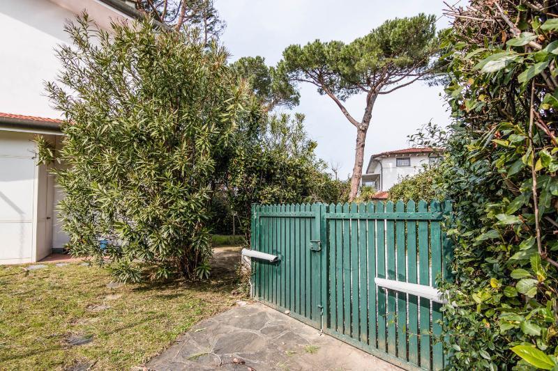 Holiday home Villetta Cinquale Exterior foto